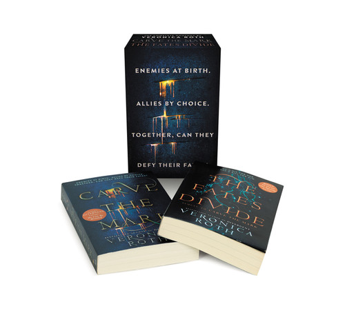 Carve the Mark 2-Book Paperback Box Set: Carve the Mark and The Fates Divide (Carve the Mark) book cover by Veronica Roth