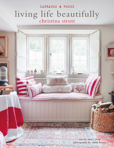Living Life Beautifully book cover by Christina Strutt, Nancy Alsop