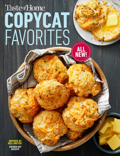 Taste of Home Copycat Favorites Volume 2: Enjoy your favorite restaurant foods, snacks and more at home! (Taste of Home Copycat Favorites) book cover by 