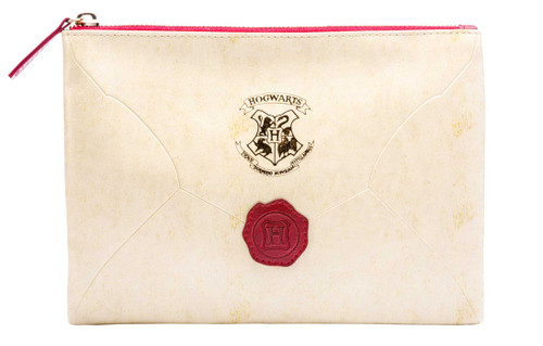 Harry Potter: Hogwarts Acceptance Letter Accessory Pouch (Harry Potter) book cover by Insight Editions