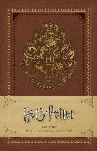 Harry Potter: Hogwarts Ruled Notebook (Harry Potter) book cover by Insight Editions