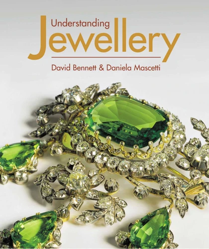 Understanding Jewellery book cover by David Bennett, Daniela Mascetti