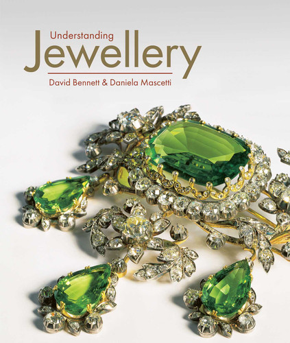 Understanding Jewellery book cover by David Bennett, Daniela Mascetti