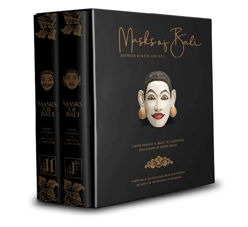 MASKS OF BALI, BETWEEN HEAVEN AND HELL: LIVING MASK TRADITIONS AND MASTERPIECES OF MASKS book cover by I Made Bandem, Bruce  W. Carpenter