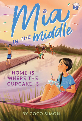 Home Is Where the Cupcake Is (Mia in the Middle) book cover by Coco Simon