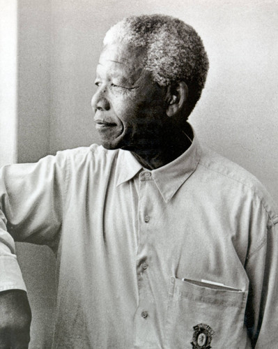Mandela: An Illustrated Autobiography book cover by Nelson Mandela