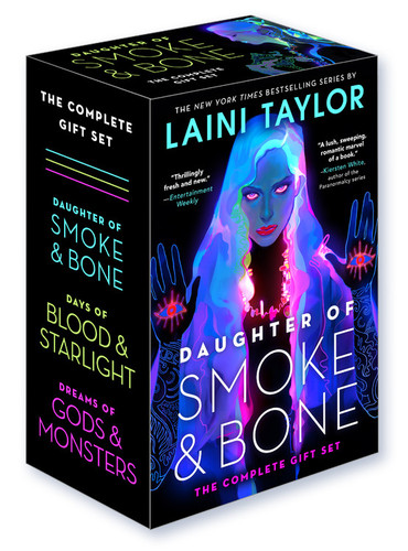 Daughter of Smoke & Bone: The Complete Gift Set (Daughter of Smoke & Bone) book cover by Laini Taylor