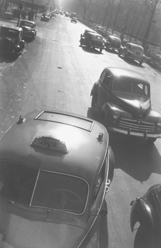 Fifth Avenue, New York, 1947: Elliott Erwitt Snaps book cover by 