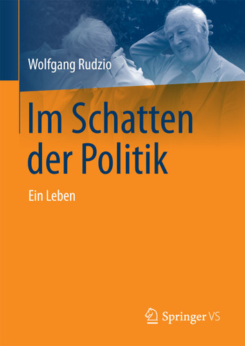 Im Schatten der Politik: Ein Leben book cover by Wolfgang Rudzio