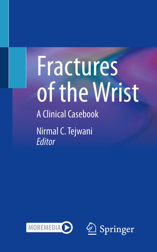 Fractures of the Wrist: A Clinical Casebook book cover by 