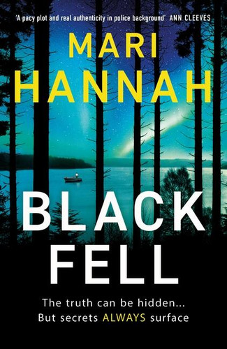 Black Fell (Stone and Oliver) book cover by Mari Hannah