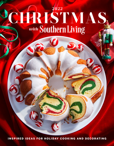 Christmas with Southern Living 2022 book cover by Editors of Southern Living