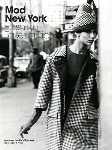 Mod New York: Fashion Takes a Trip book cover by Donald Albrecht, Phyllis Magidson