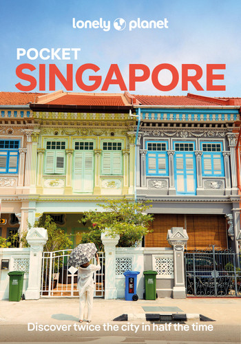Lonely Planet Pocket Singapore (Pocket Guide) book cover by Ria de Jong, Morgan Awyong, Jaclynn Seah