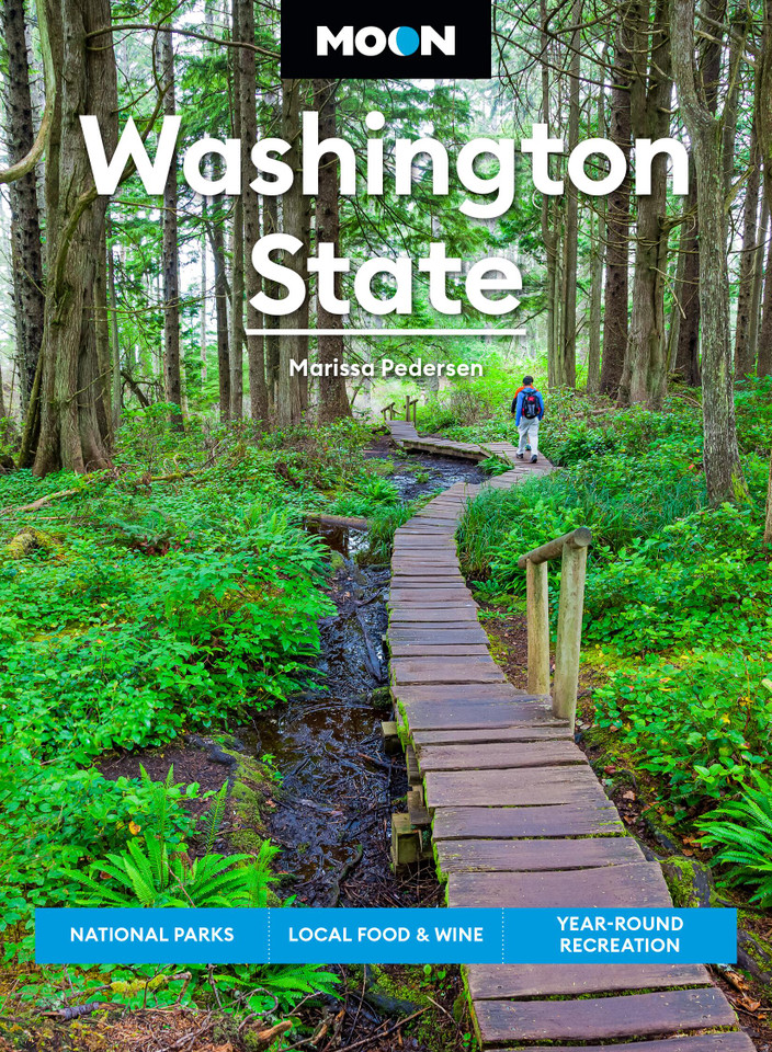 Moon Washington State: National Parks, Local Food & Wine, Year-Round Recreation (Moon U.S. Travel Guide) book cover by Marissa Pedersen, Moon Travel Guides