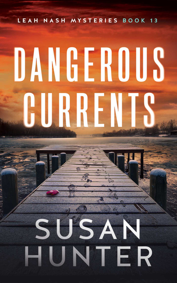 Dangerous Currents (Leah Nash Mysteries) book cover by Susan Hunter