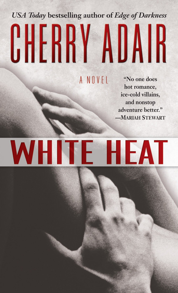White Heat: A Novel (T-FLAC: Black Rose Trilogy) book cover by Cherry Adair