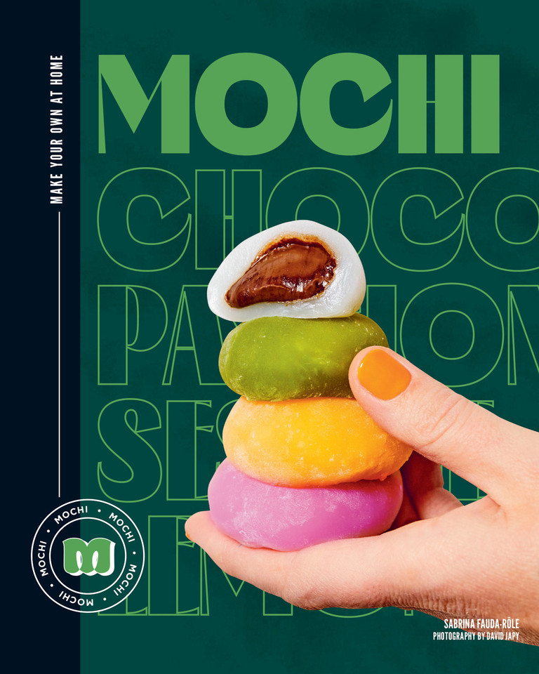 Mochi: Make Your Own at Home book cover by Sabrina Fauda-Rôle