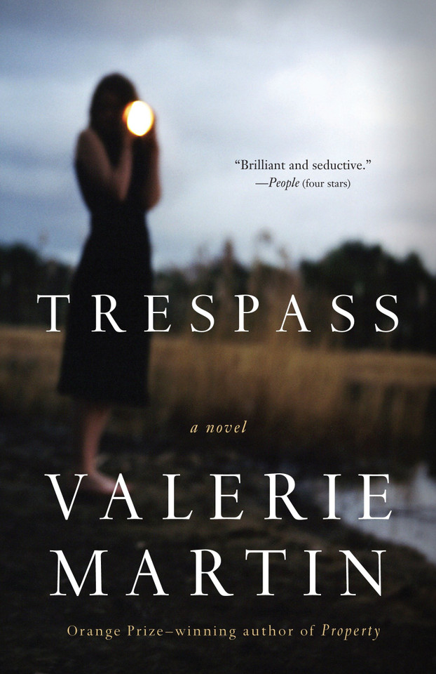 Trespass (Vintage Contemporaries) book cover by Valerie Martin