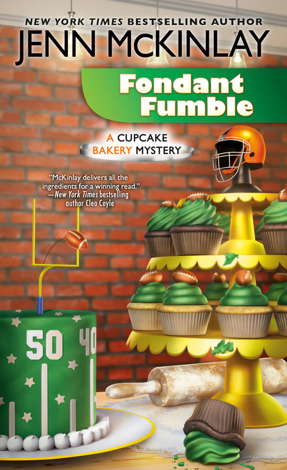 Fondant Fumble (Cupcake Bakery Mystery) book cover by Jenn McKinlay