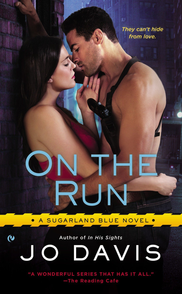 On the Run (Sugarland Blue Novel) book cover by Jo Davis