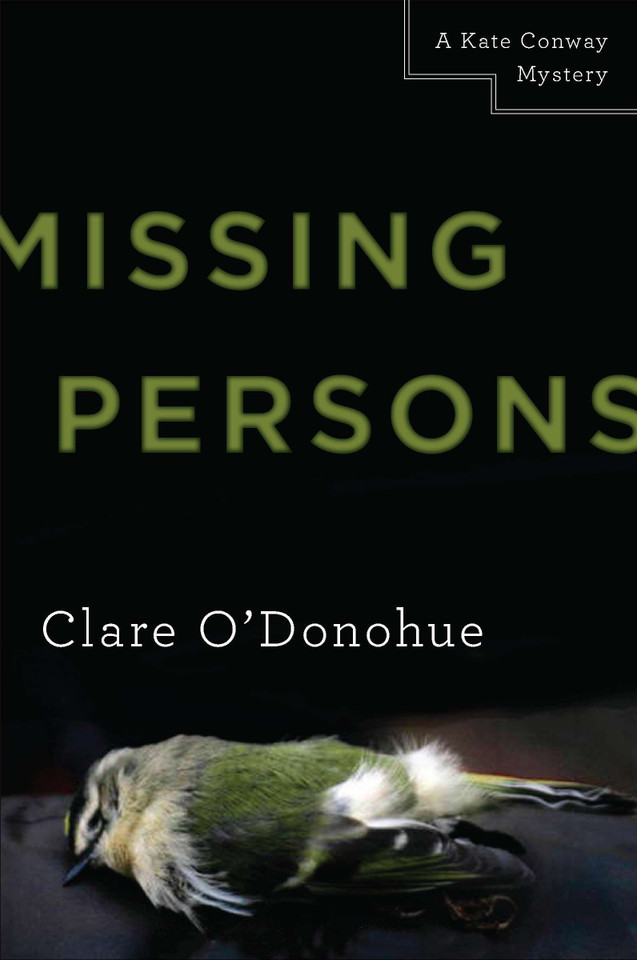 Missing Persons: A Kate Conway Mystery (A Kate Conway Mystery) book cover by Clare O'Donohue