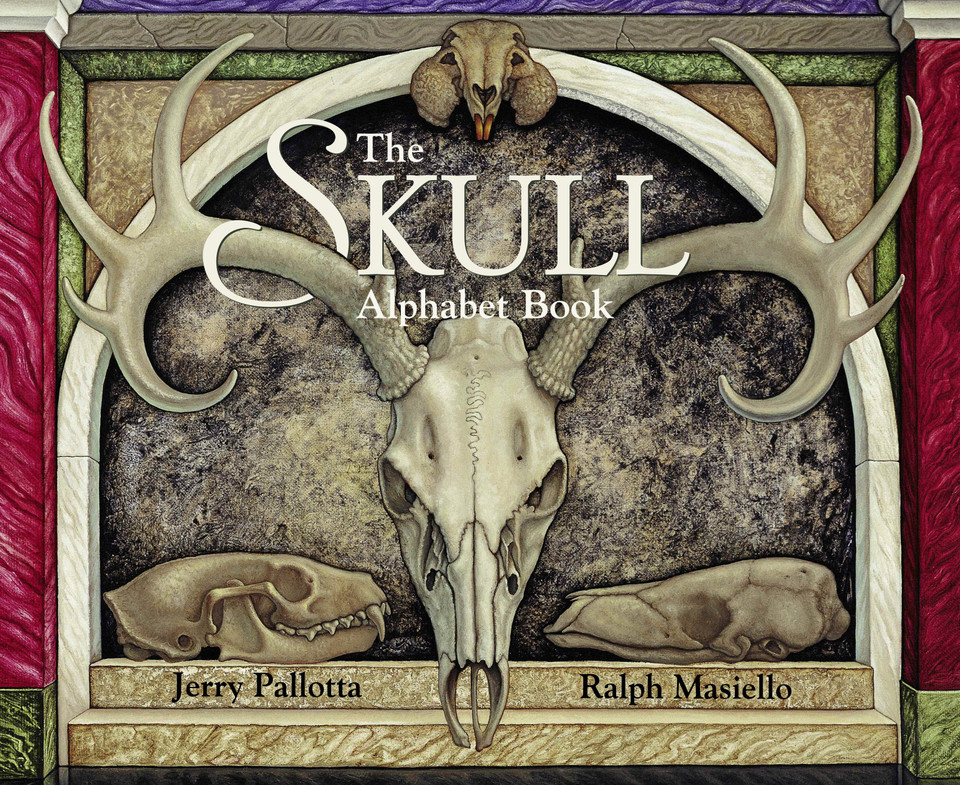 The Skull Alphabet Book (Jerry Pallotta's Alphabet Books) book cover by Jerry Pallotta