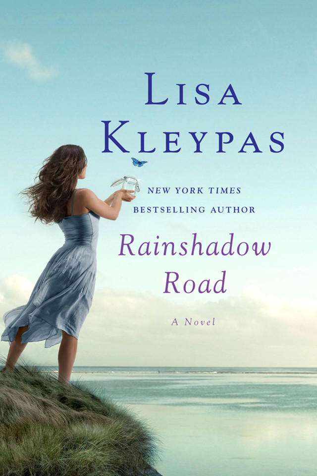 Rainshadow Road: A Novel (Friday Harbor #2) book cover by Lisa Kleypas