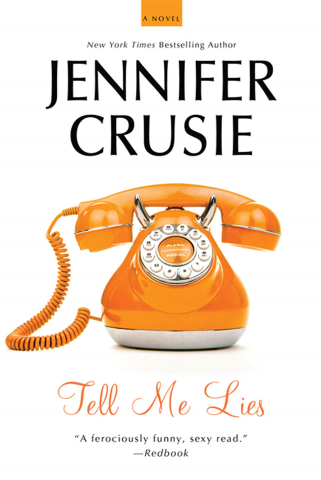 Tell Me Lies: A Novel book cover by Jennifer Crusie