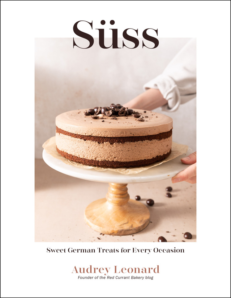 Süss: Sweet German Treats For Every Occasion book cover by Audrey Leonard
