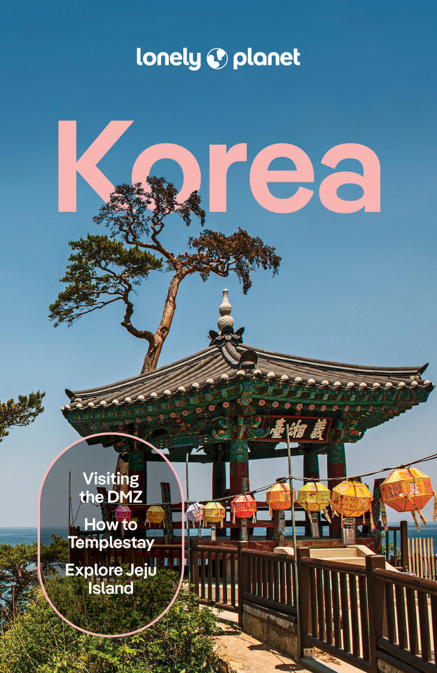 Lonely Planet Korea (Travel Guide) book cover by Ann Babe, Esther Carlstone, Jennifer Chang, Marco Ferrarese, Simon Richmond, Phillip Tang, Charles Usher