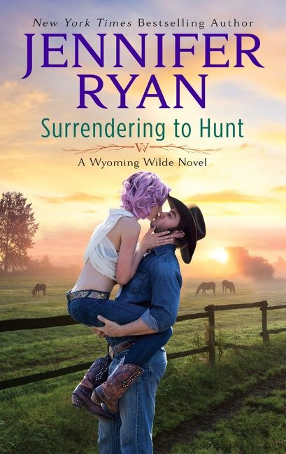 Surrendering to Hunt: A Wyoming Wilde Novel (Wyoming Wilde #2) book cover by Jennifer Ryan