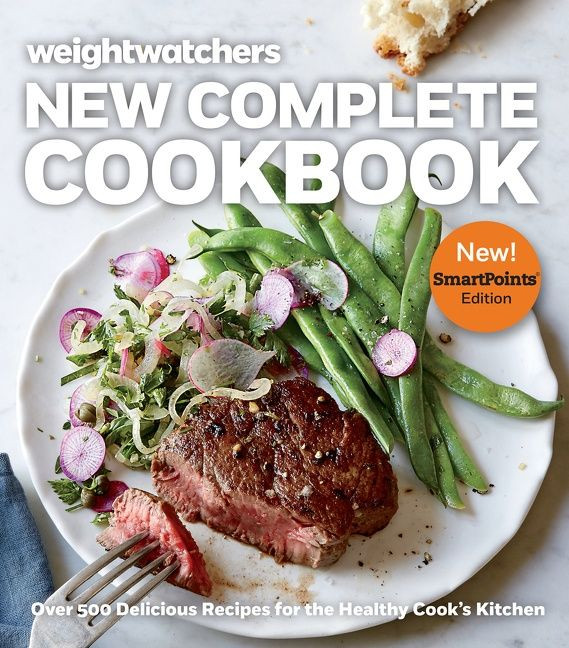 Weight Watchers New Complete Cookbook, Smartpoints™ Edition: Over 500 Delicious Recipes for the Healthy Cook's Kitchen book cover by Weight Watchers