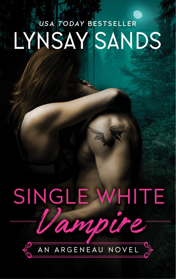 Single White Vampire: An Argeneau Novel book cover by Lynsay Sands