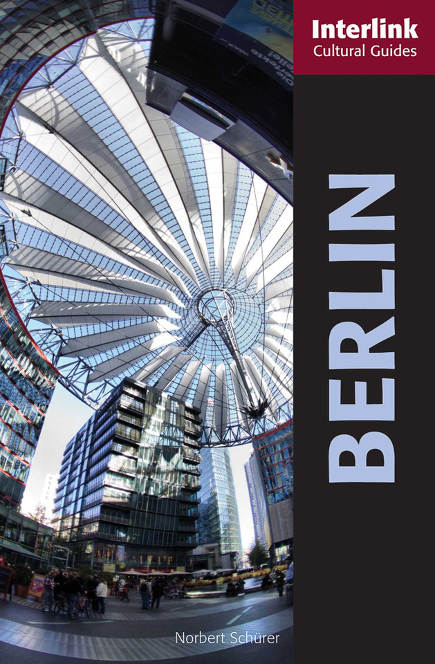 Berlin: A Cultural Guide (Interlink Cultural Guides) book cover by Norbert Schurer