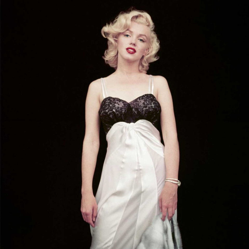 The Essential Marilyn Monroe: Milton H. Greene: 50 Sessions (The Marilyn Monroe Collection) book cover by Joshua Greene