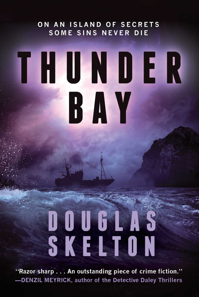 Thunder Bay: A Rebecca Connolly Thriller (A Rebecca Connolly Thriller) book cover by Douglas Skelton