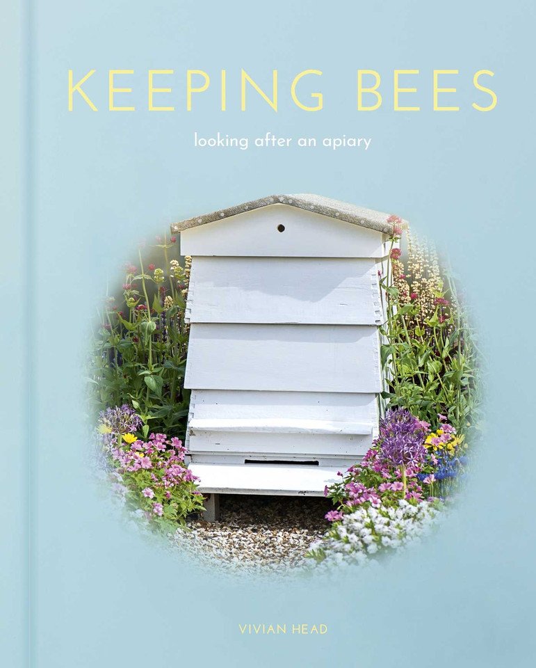 Keeping Bees: Looking After an Apiary (Sirius Hobby Editions) book cover by Vivian Head