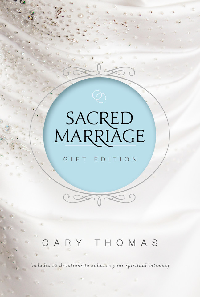 Sacred Marriage Gift Edition: 52 Devotions to Enhance Your Spiritual Intimacy book cover by Gary  Thomas