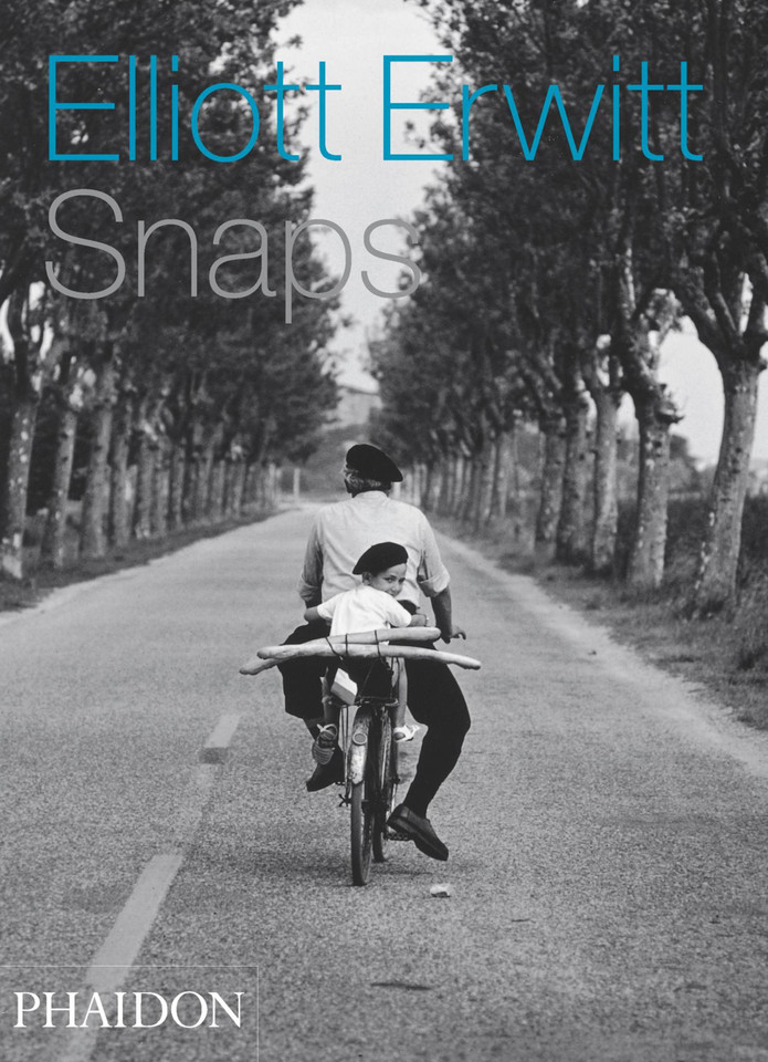 Elliott Erwitt: Snaps book cover by Charles Flowers, Murray Sayle