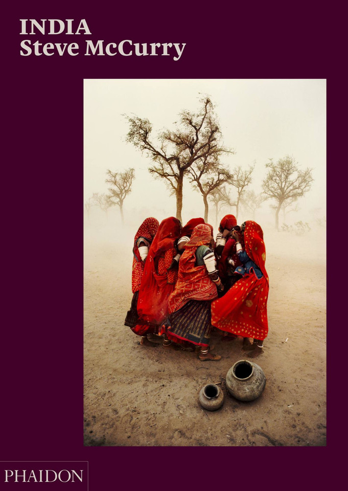 India book cover by William Dalrymple, Steve McCurry
