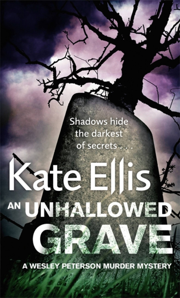 An Unhallowed Grave book cover by Kate Ellis