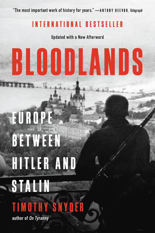 Bloodlands: Europe Between Hitler and Stalin book cover by Timothy Snyder