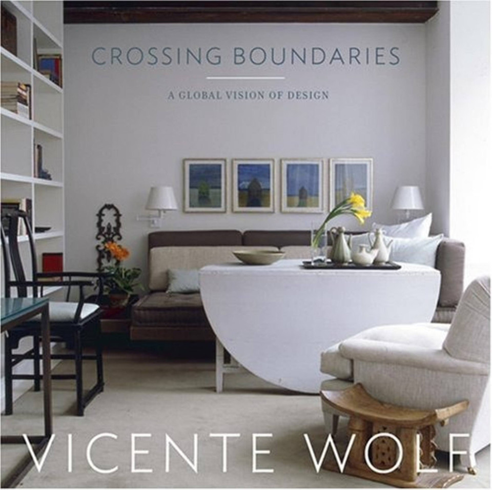 Crossing Boundaries: A Global Vision of Design book cover by Vicente Wolf