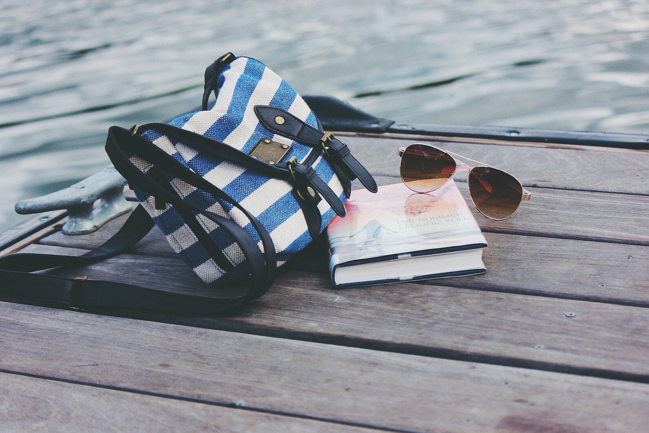 16 Sizzling Books You Need to Read This Summer
