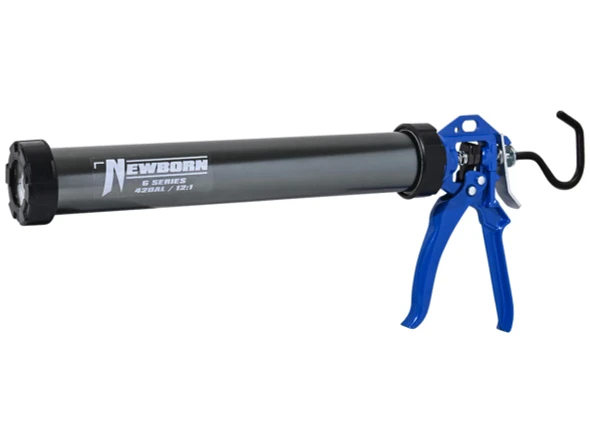 Newborn Model 420AL Smooth Rod Sausage Gun 12:1 Thrust Ratio