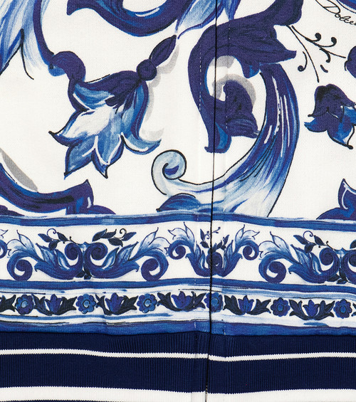 Close-up of the sweatshirt's ribbed trims and zipped front, highlighting the attention to detail and quality of Dolce&Gabbana Kids