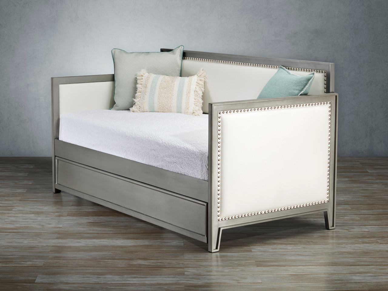 Wesley allen clearance avery bed