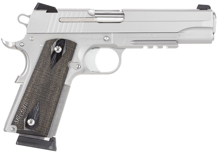 Sig Sauer 1911R45SSSCA Full Size 45 ACP Pistol with Night Sights and Stainless Steel Finish Sig Sauer 1911R45SSSCA Full Size 45 ACP Pistol with Night Sights and Stainless Steel Finish