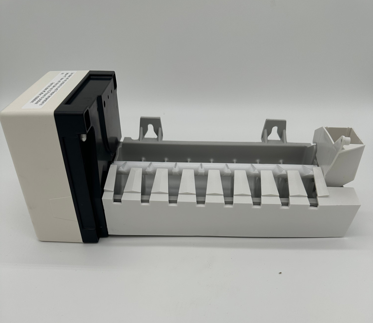 057731-000 VIKING REFRGERATOR ICEMAKER/ 002252-000 - Kimball